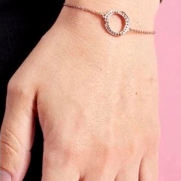 ⛔️FINAL CUT⛔️ADORE by SWAROVSKI ROSE GOLD COLOR BRACELET! NIB - Picture 3 of 10